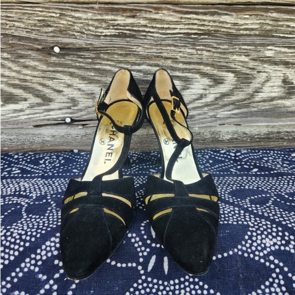 Chanel Suede Black Shoes size 7.5 - Picture 1 of 6